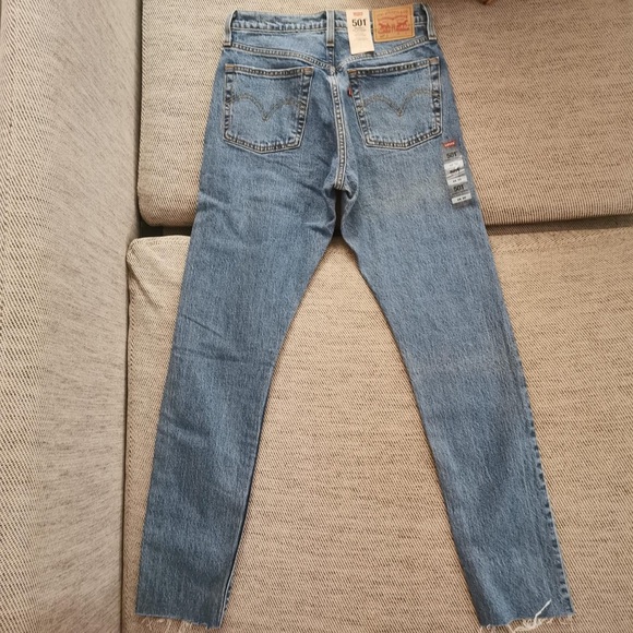 Brand new Levi’s skinny filiforme W26 L30 - Picture 2 of 3